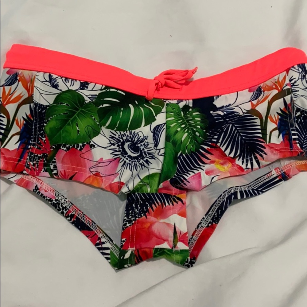 Bathing suit bottoms